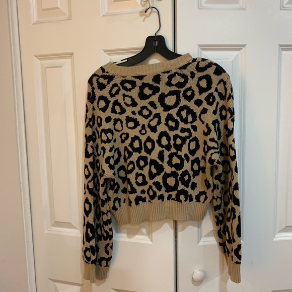 BCBG leopard Coat - Picture 3 of 3